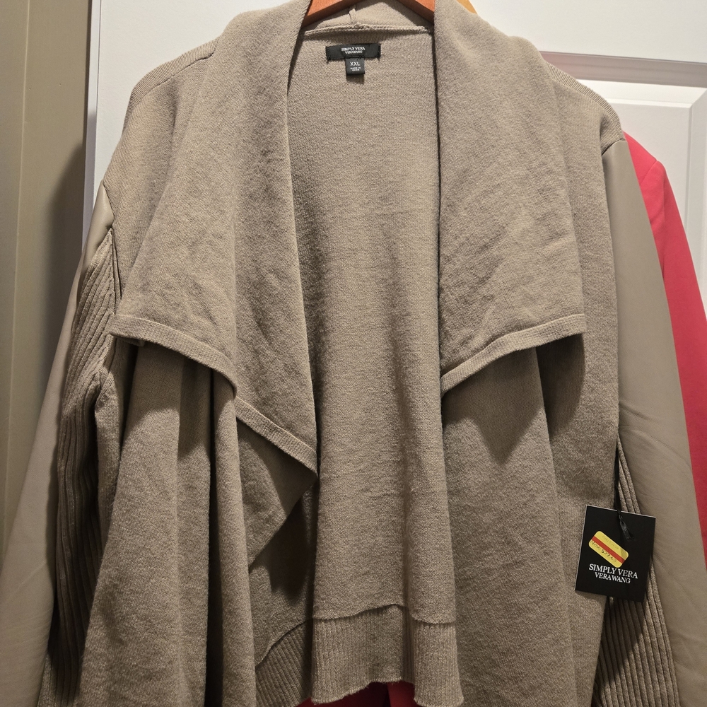 Simply Vera Vera Wang Women's Taupe Sweater
